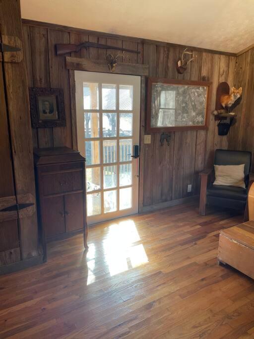 Bourbon Trail Cabin On The Farm Lawrenceburg المظهر الخارجي الصورة