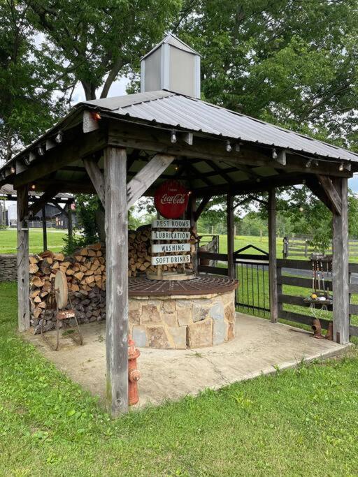 Bourbon Trail Cabin On The Farm Lawrenceburg المظهر الخارجي الصورة