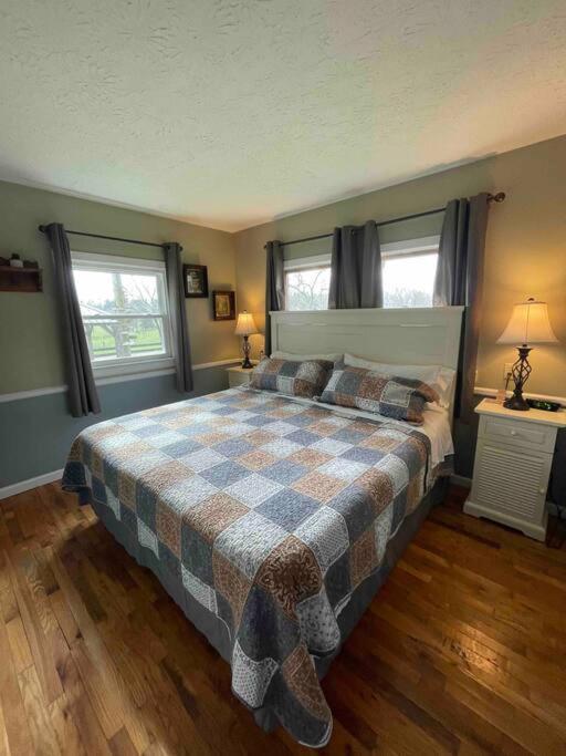 Bourbon Trail Cabin On The Farm Lawrenceburg المظهر الخارجي الصورة