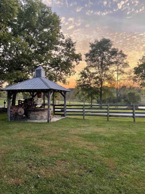 Bourbon Trail Cabin On The Farm Lawrenceburg المظهر الخارجي الصورة