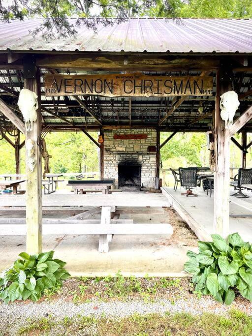 Bourbon Trail Cabin On The Farm Lawrenceburg المظهر الخارجي الصورة